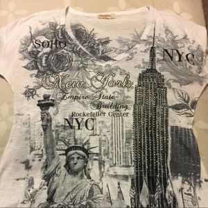 Womans New York V Neck Tee